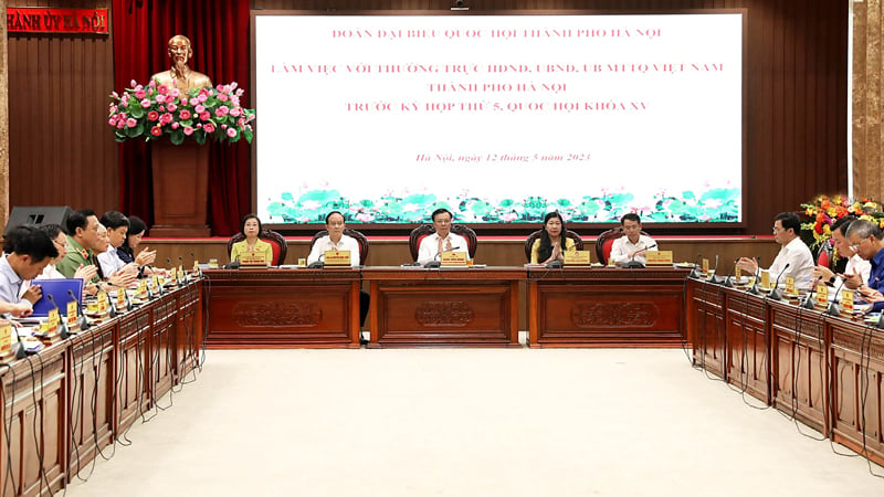 The 9 groups of petitioners before the 5th session of the 15th National Assembly, photo 1