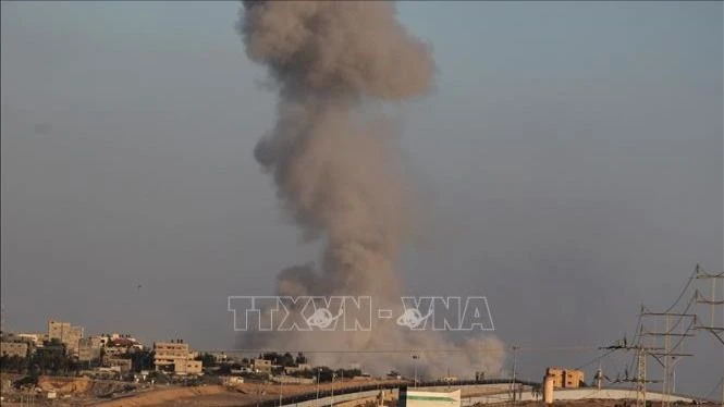 Le Hamas tire des roquettes sur le centre d'Israël