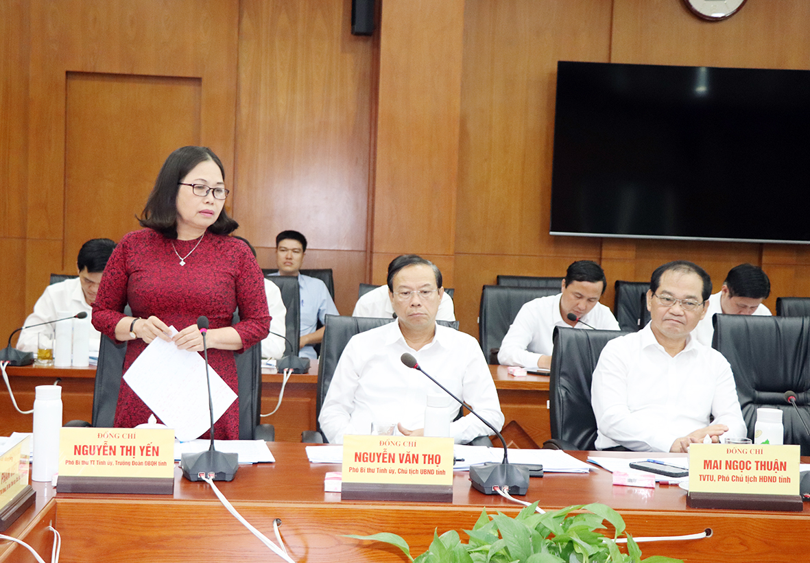 Ms. Nguyen Thi Yen, Standing Deputy Secretary of the Provincial Party Committee, Head of the Provincial National Assembly Delegation, suggested that it is necessary to