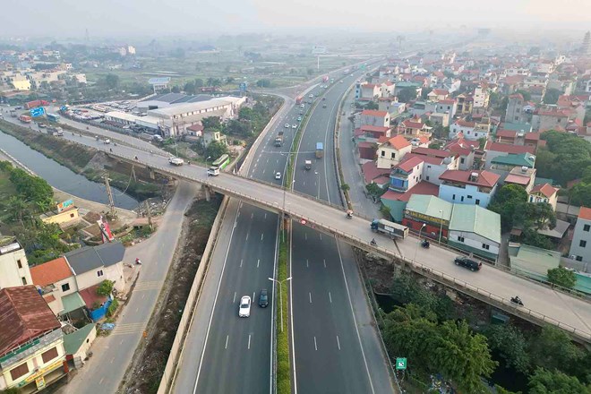 About to build a nearly 19km road, capital of 1,267 billion through 2 districts of Hanoi