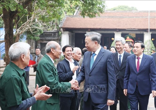 ចំណងជើងរូបថត