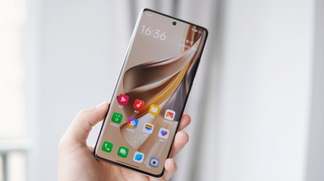Imagen 1 del lanzamiento del OnePlus Ace 2 Pro