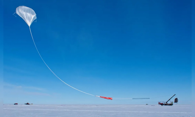 El dirigible GUSTO es enorme, con un volumen de más de 1,1 millones de m3. Foto: NASA/Scott Battaion