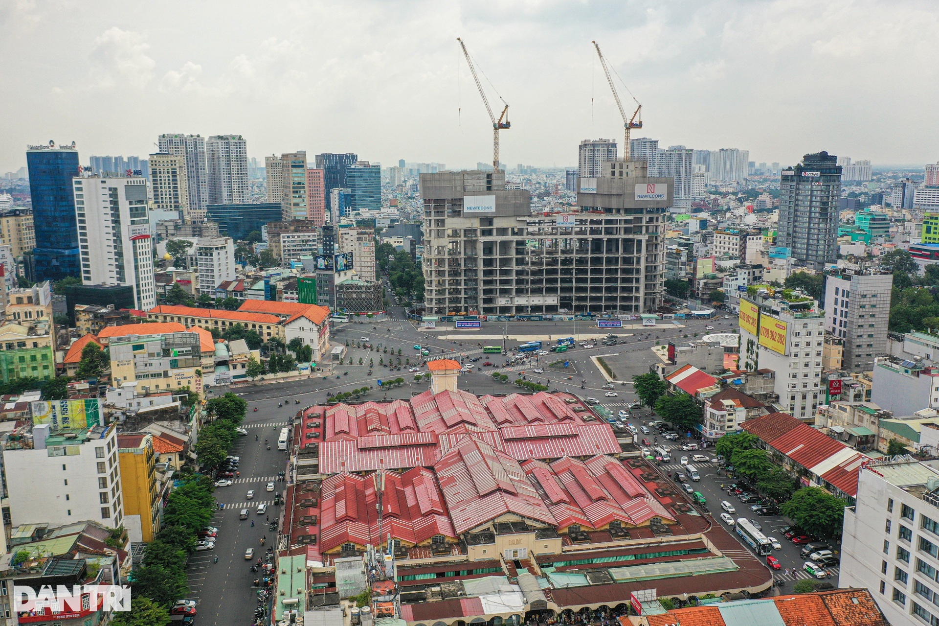 Cận cảnh siêu phẩm chục nghìn tỷ trơ khung trên đất kim cương ở TPHCM - 11