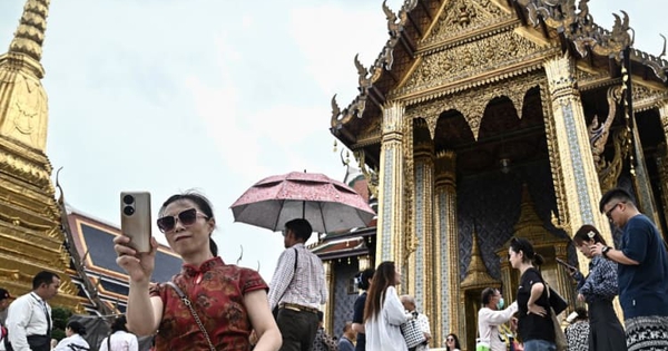 Disminuyen los turistas chinos en Tailandia tras tiroteo mortal