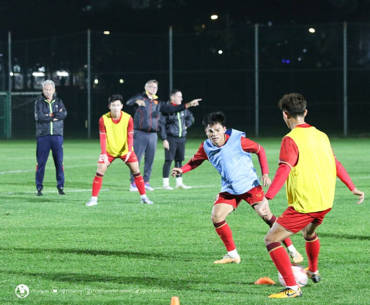 Die Spieler blieben nach dem langen Flug nach Korea konzentriert.