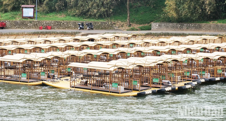 [Video] Experience boating on the Li River, China photo 4