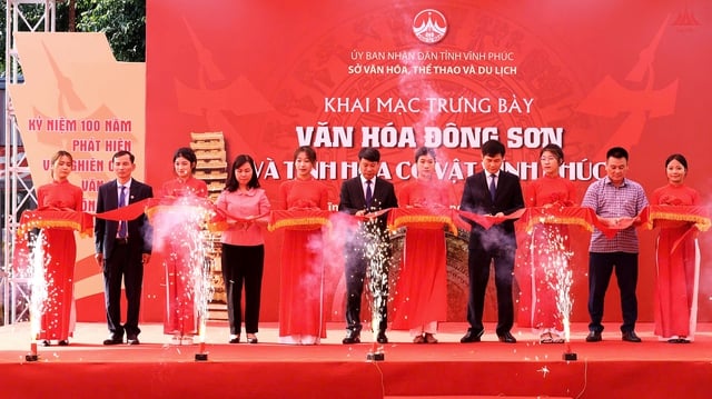 Vĩnh Phúc khai mạc trưng bày văn hóa Đông Sơn và tinh hoa cổ vật  - Ảnh 1.