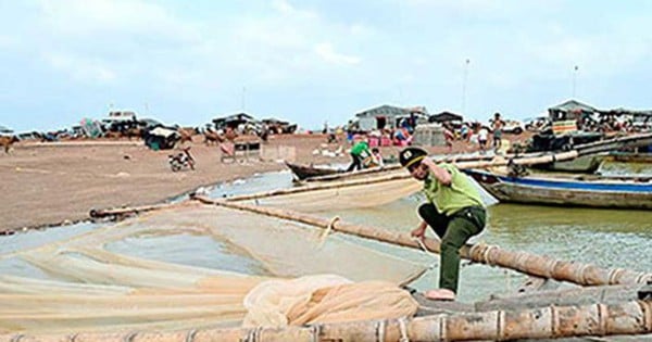 Est-ce la raison pour laquelle les autorités de la province de Dong Nai ont interdit la pêche destructrice sur le lac Tri An ?