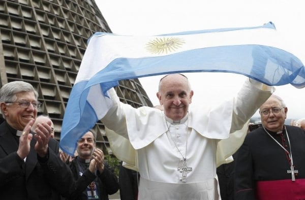 Le pape François prévoit son premier voyage à l'étranger en 2024