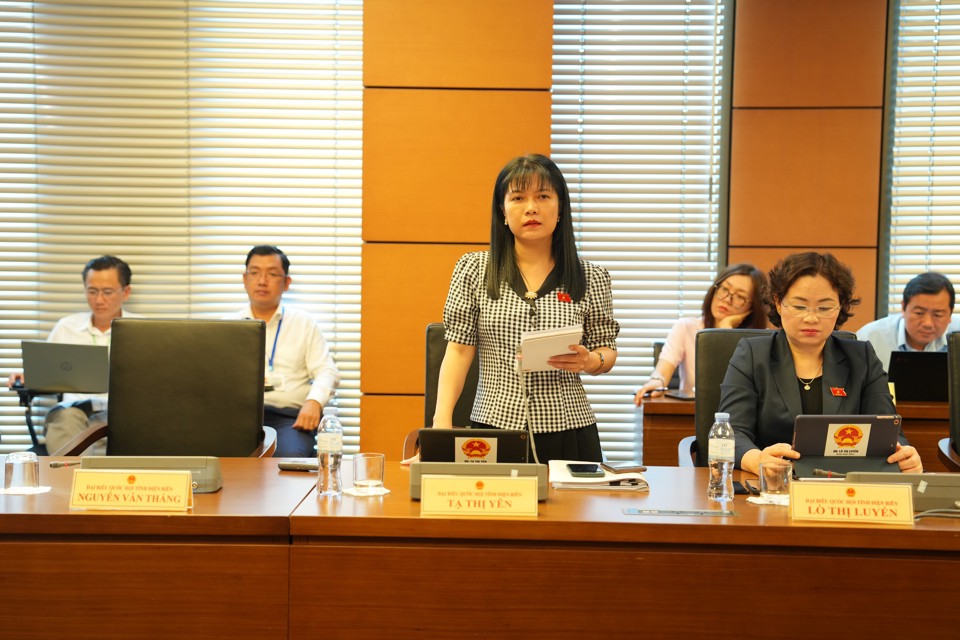 National Assembly Delegate Ta Thi Yen (Dien Bien province delegation) - Photo: Thai An