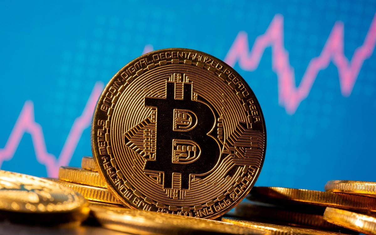 Bitcoin price hits one-year high