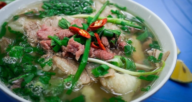 Le Pho au bœuf fait partie des 5 plats avec le meilleur bouillon du monde