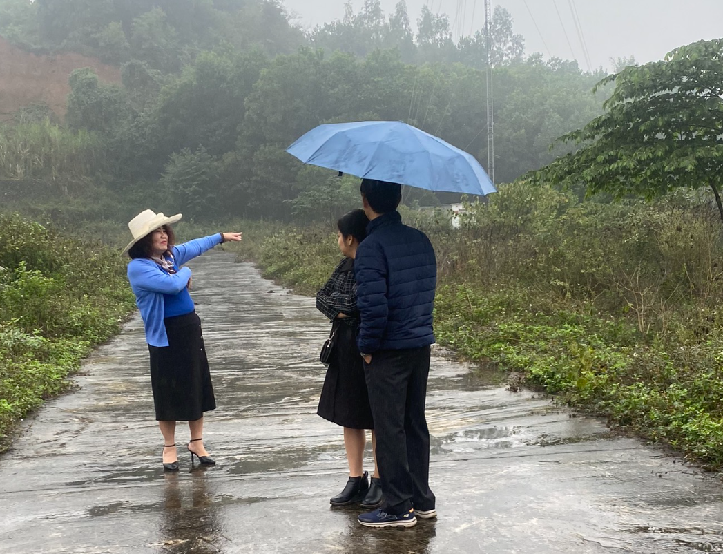 bat dong san hoa lac 2.png