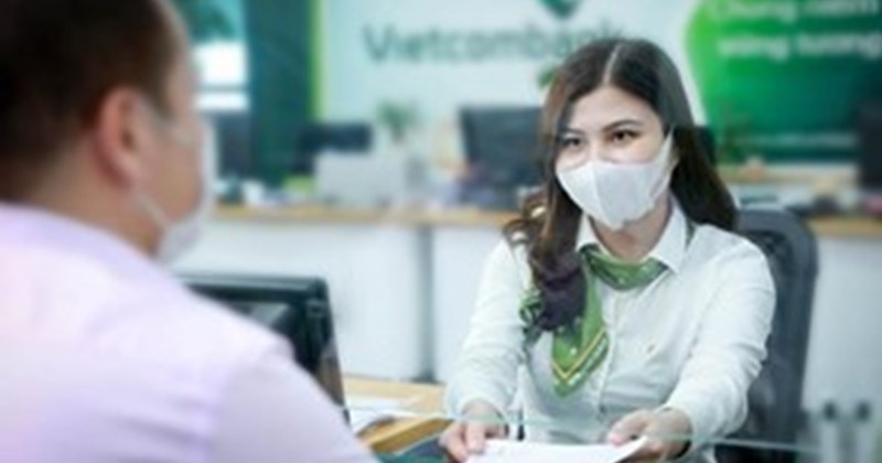 Lãi suất Vietcombank mới cập nhật, gửi 300 triệu đồng nhận lãi bao nhiêu?