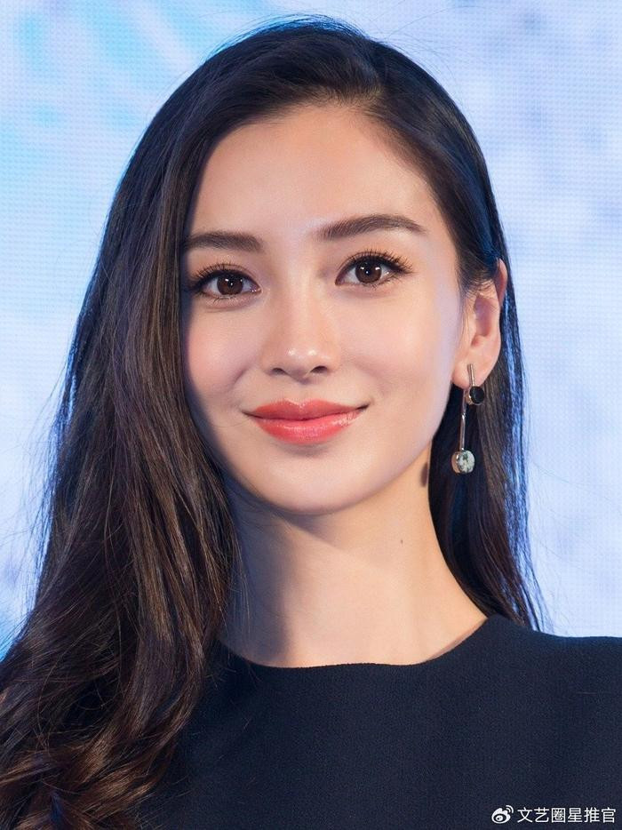 Angelababy có thể bị phong sát ngầm.