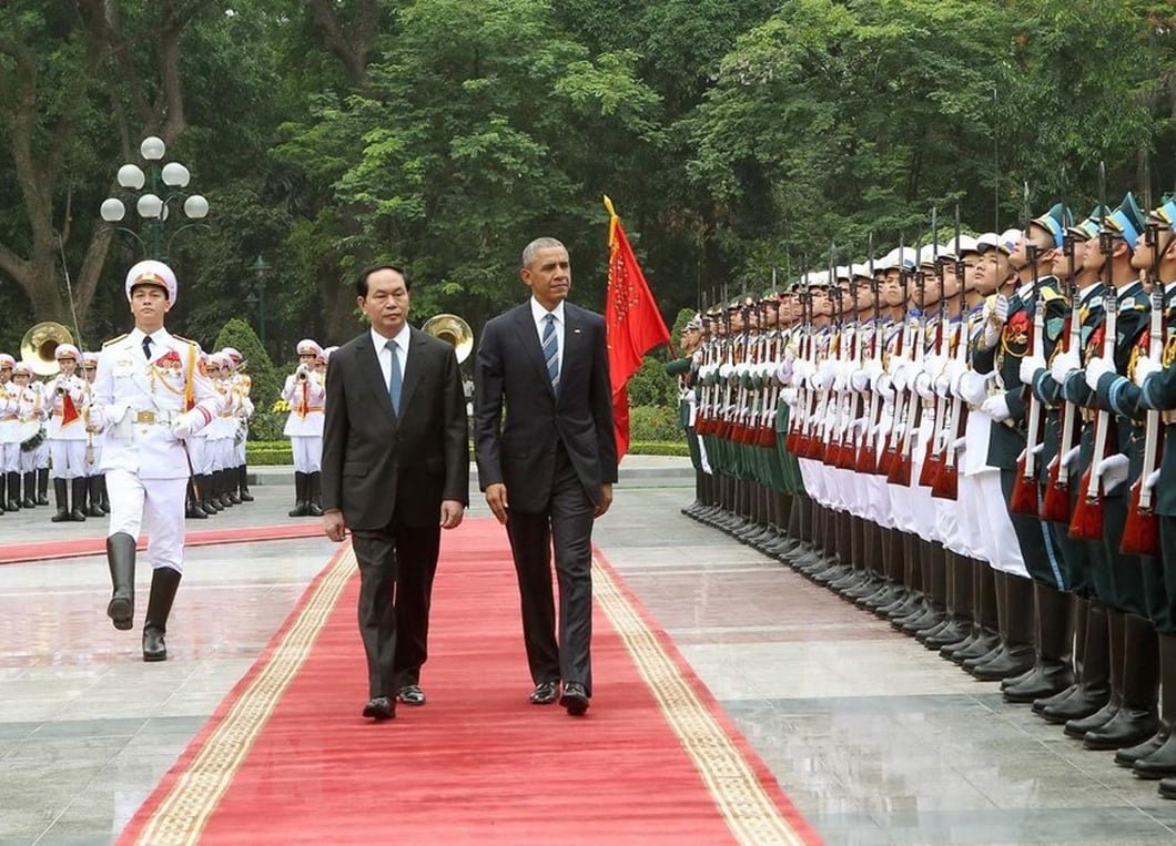 Chủ tịch nước Trần Đại Quang chủ trì lễ đón Tổng thống Mỹ Barack Obama tại Phủ Chủ tịch vào ngày 23-5-2016 khi ông Obama thăm cấp Nhà nước tới Việt Nam từ ngày 22 tới 24-5-2016 - Ảnh: TTXVN