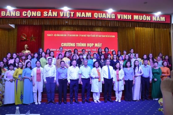 Menghormati orang-orang yang diam di H.O.P.E Center foto 1
