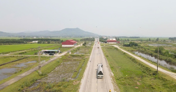 Casi 70 mil millones para repavimentar 3 kilómetros de la carretera nacional 1A a través de Ha Tinh