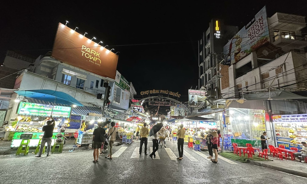 Bị cắt giảm đường bay, du lịch Phú Quốc thêm chật vật