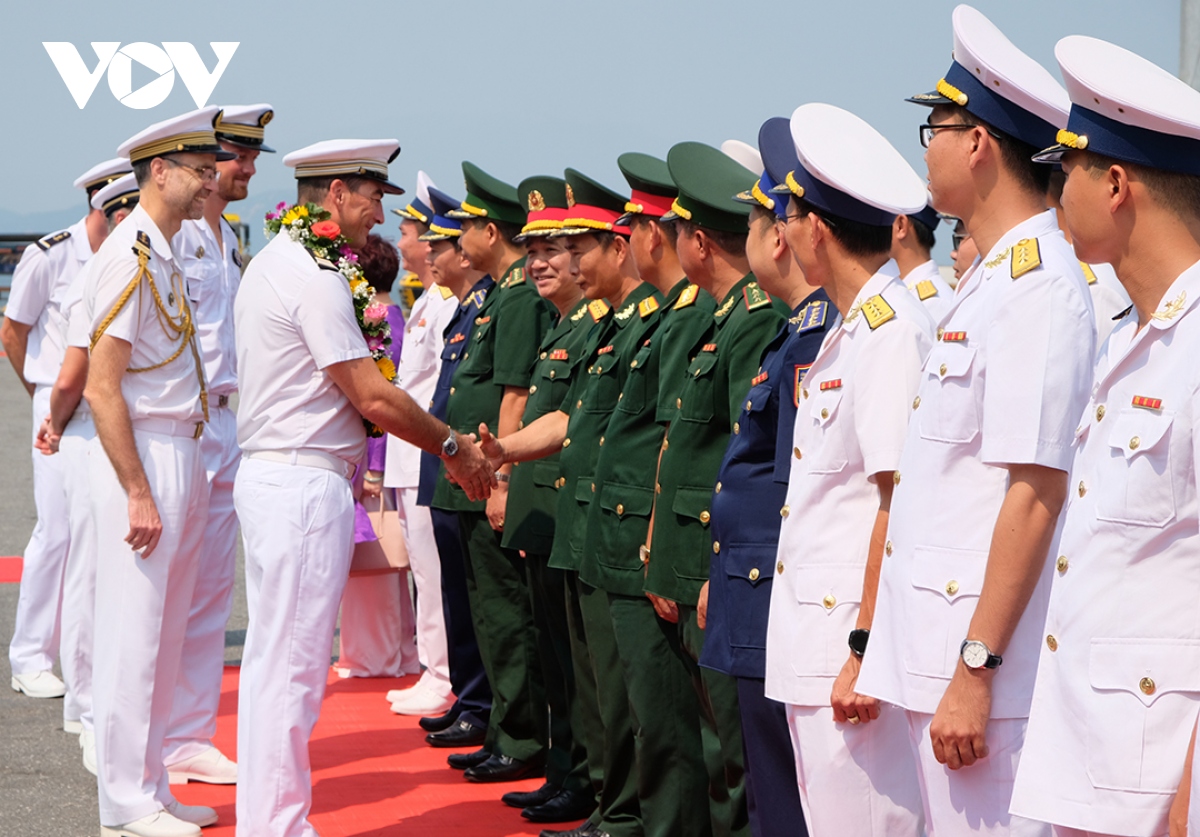 tau tuan duong hai quan phap tham cang tien sa, Da nang hinh anh 1