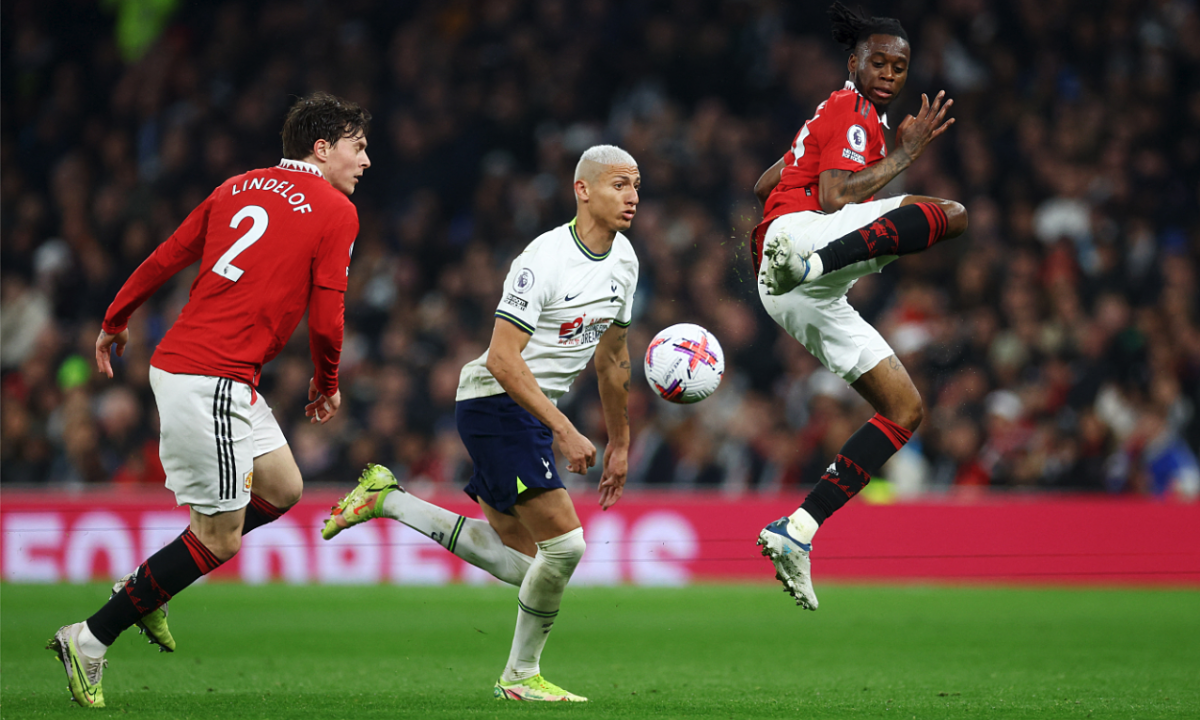 Cựu tuyển thủ Anh dự đoán Man Utd thua đậm Tottenham