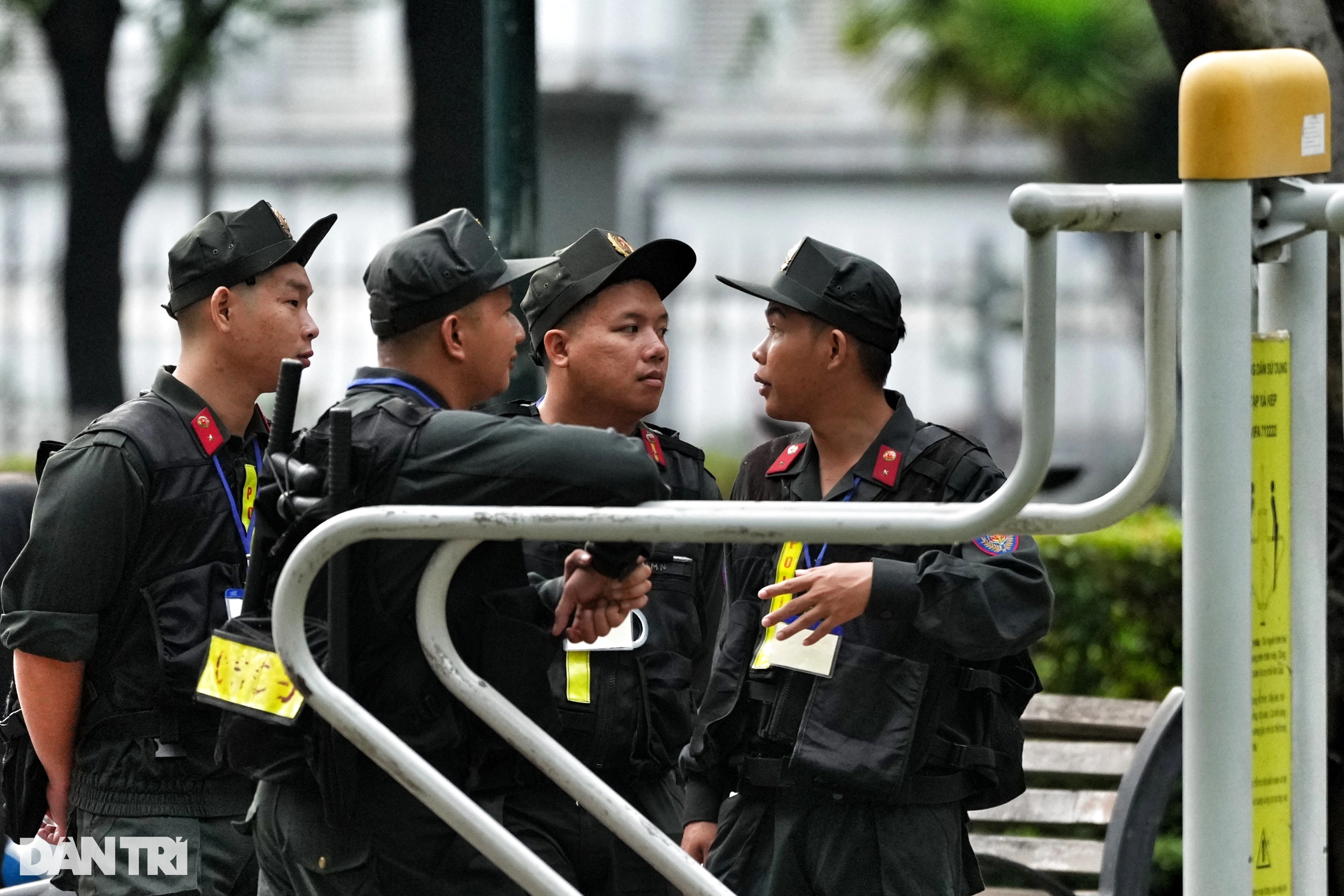 Security tightened at the second phase of the Van Thinh Phat trial