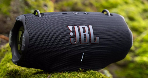 Descubre el potente altavoz portátil JBL Xtreme 4 para fiestas