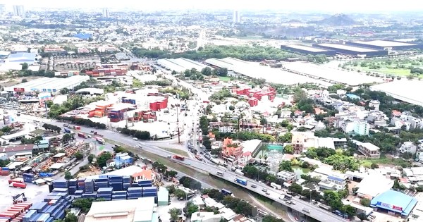 Vista aérea de la intersección de 1.800 mil millones de VND que conecta Binh Duong, Ciudad Ho Chi Minh y Dong Nai