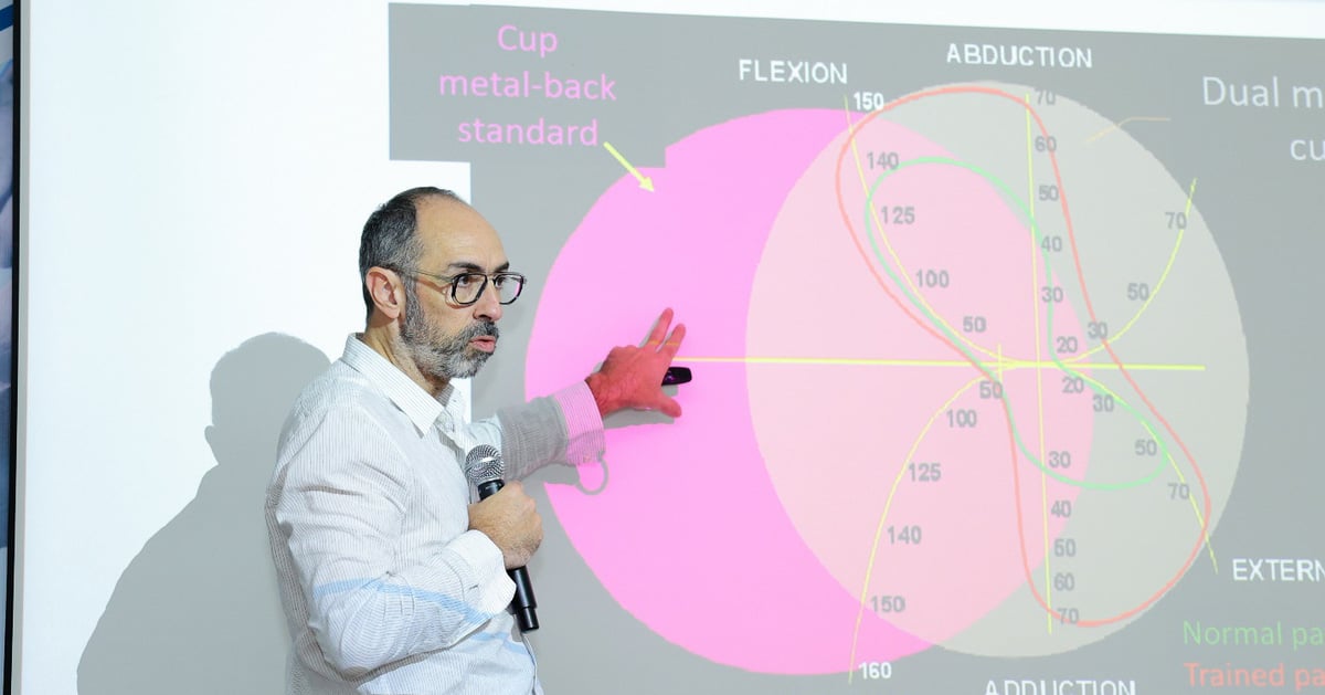 Hoan My kooperiert mit ausländischen Experten in der Behandlung von Hüft- und Knieersatz