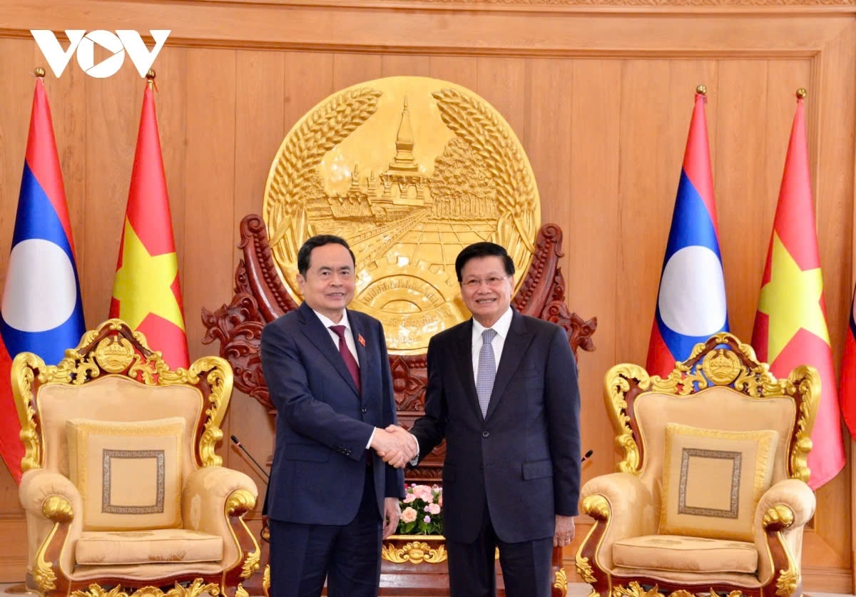 ベトナムとラオスの特別な連帯関係の強化と向上 Củng cố và tăng cường mối quan hệ đoàn kết đặc biệt Việt Nam - Lào