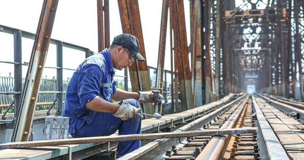 Vorschlag über 420 Milliarden VND zur Reparatur der Brücken Long Bien und Phu Luong