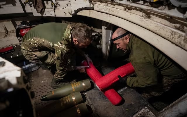 Ukrainian gunners finally have artillery shells to fight in Kharkiv