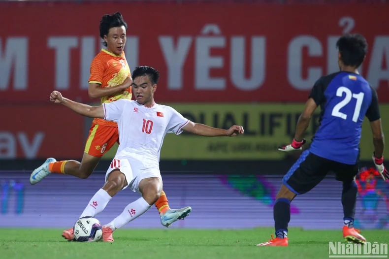 Éliminatoires asiatiques U20 : le Vietnam bat le Bhoutan 5-0 (photo 2)