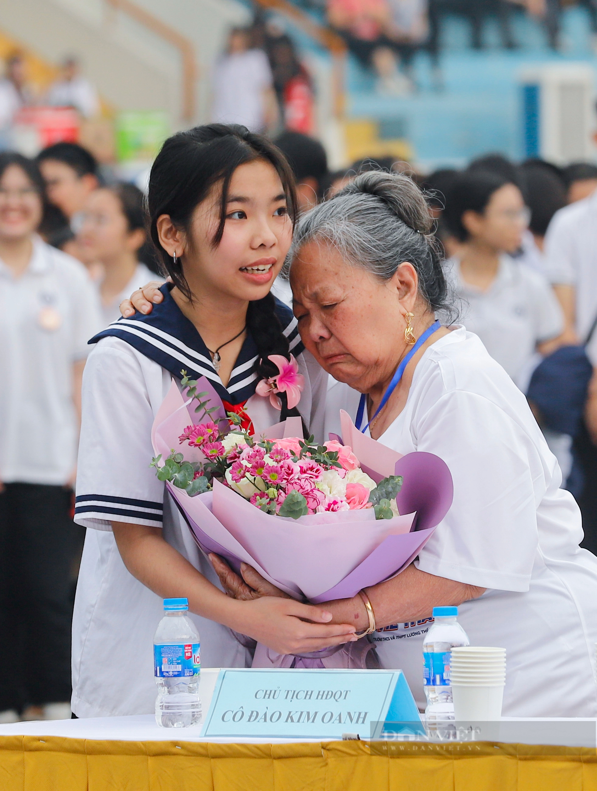 Hơn 4.000 học sinh Hà Nội tham gia thi đấu và cổ vũ tại đại hội thể thao- Ảnh 4.