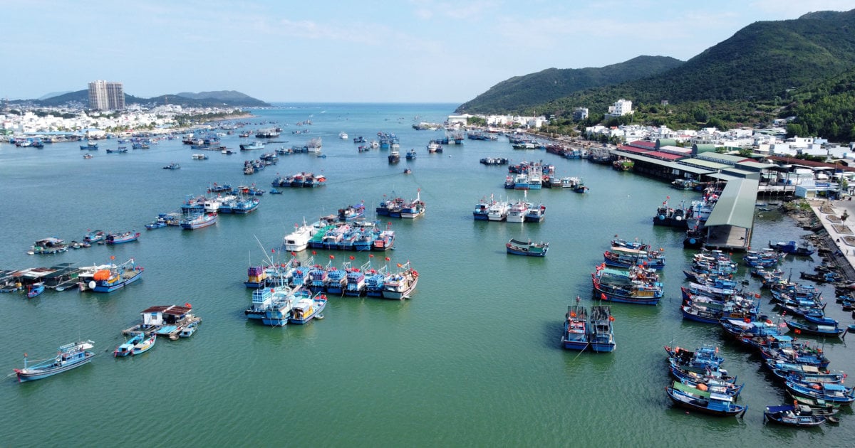 El trabajo de propaganda en los mares y las islas es una tarea a largo plazo, regular y continua.