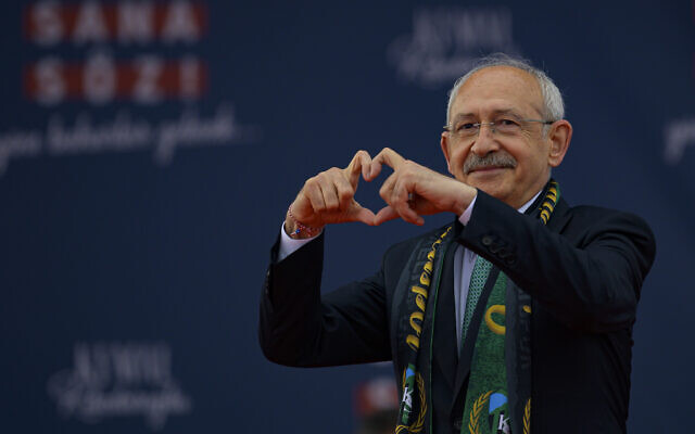 World - Millions of Turkish voters go to the polls to elect President for the next 5 years (Photo 2).