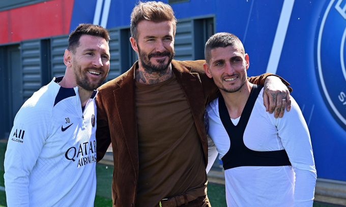 Beckham took a photo with Messi and Marco Verratti during a visit to PSG headquarters. Photo: PSG