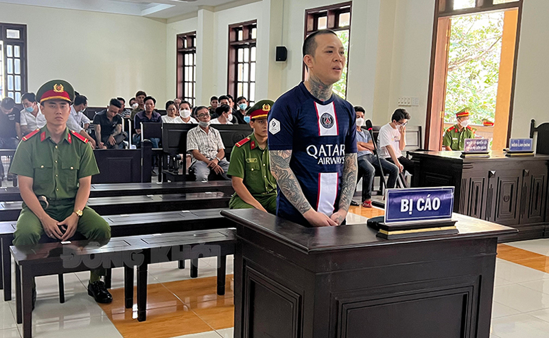 Bị cáo Trần Quốc Huy tại tòa.