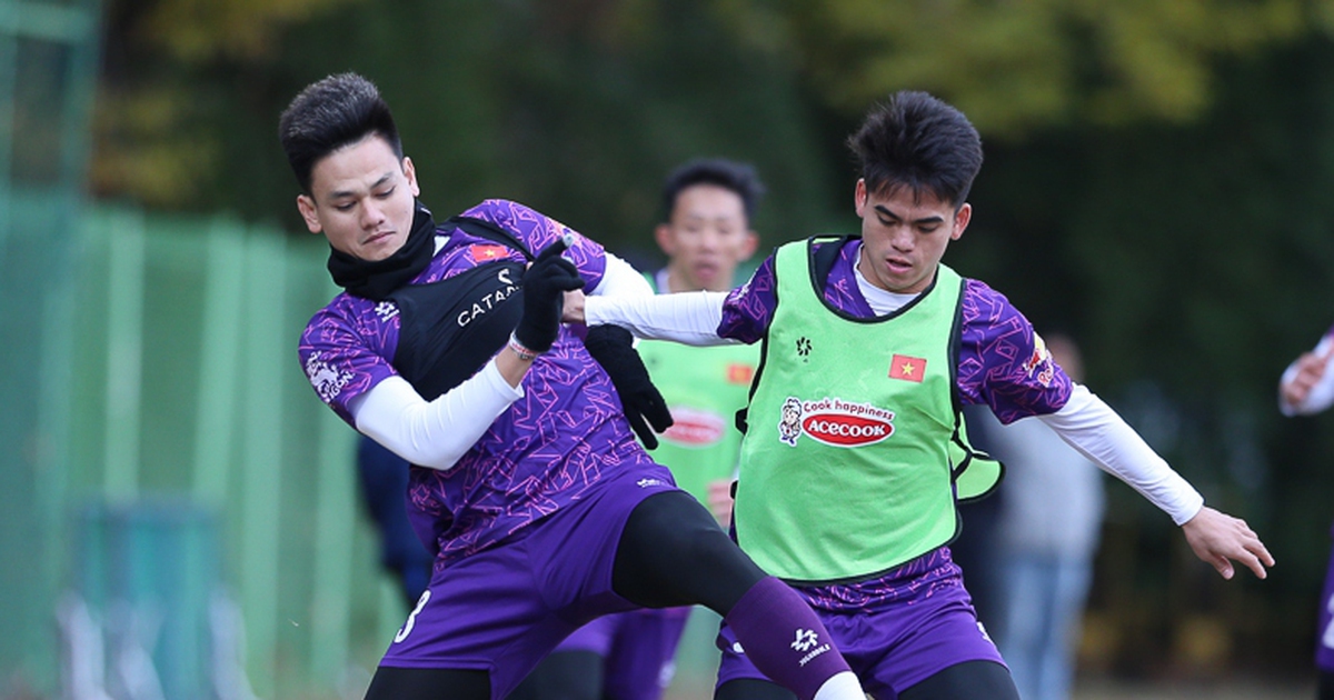 Vietnamesisches Team absolviert rigoroses körperliches Training, Delegationsleiter beim AFF Cup 2024 bekannt gegeben