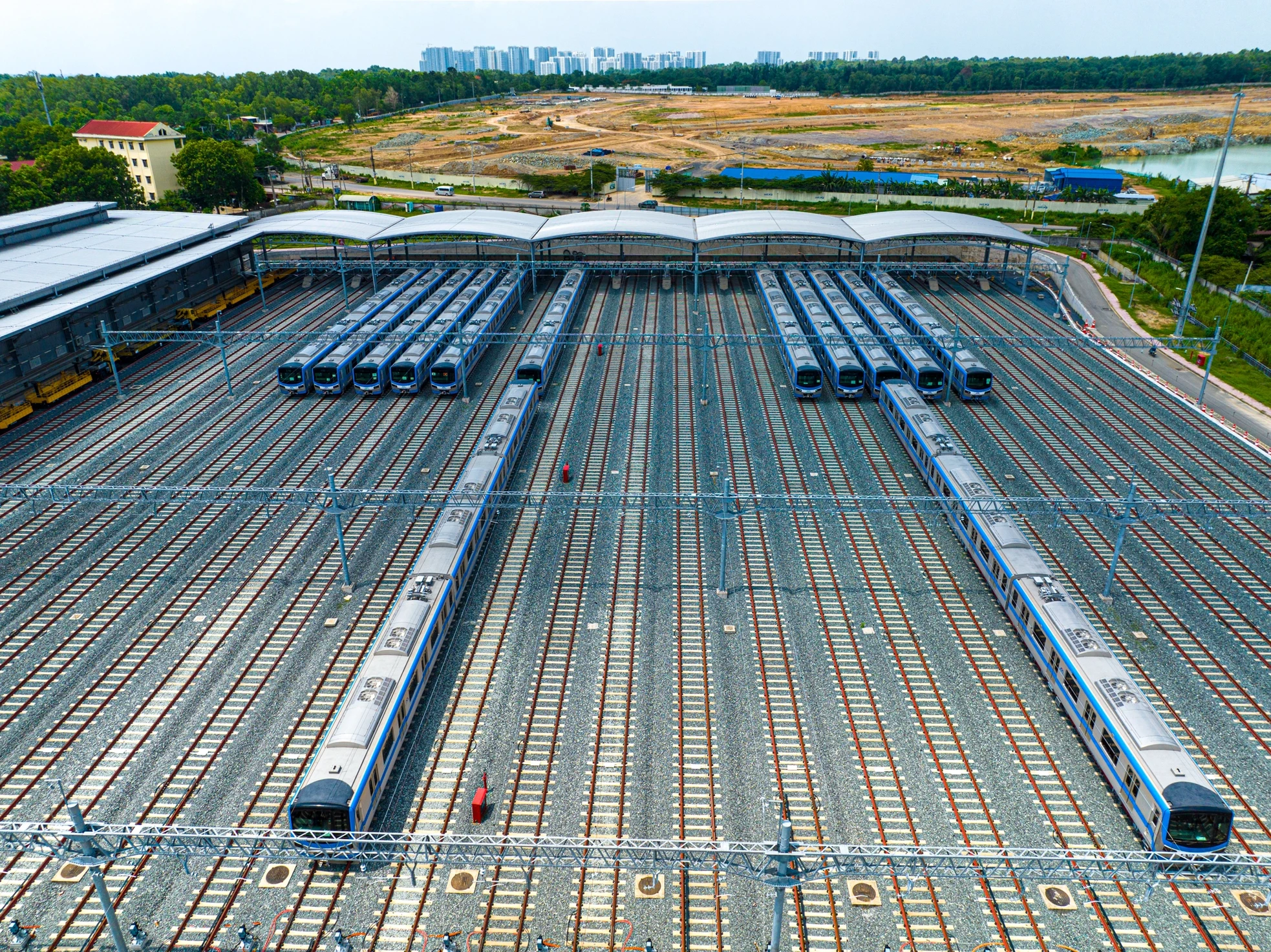 Cận cảnh depot tuyến metro số 1 đã thành hình ảnh 6