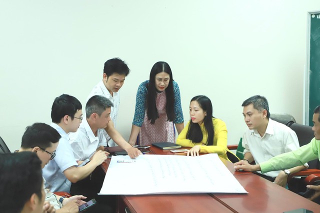 Quy định tiêu chuẩn với giảng viên đào tạo, bồi dưỡng công chức - Ảnh 1.