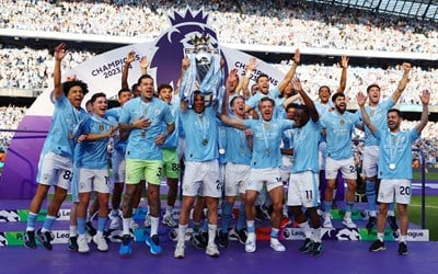 Manchester City sacré champion pour la 4e saison consécutive