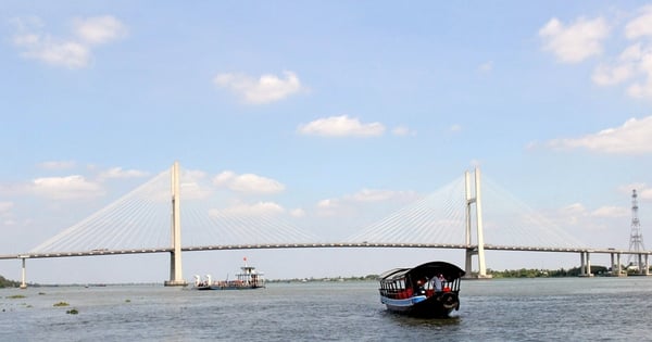 Das schlammige Wasser des Mekong fließt zu seinen Quellflüssen und sorgt für herrliche Überschwemmungen und köstliche Süßwasserfische.