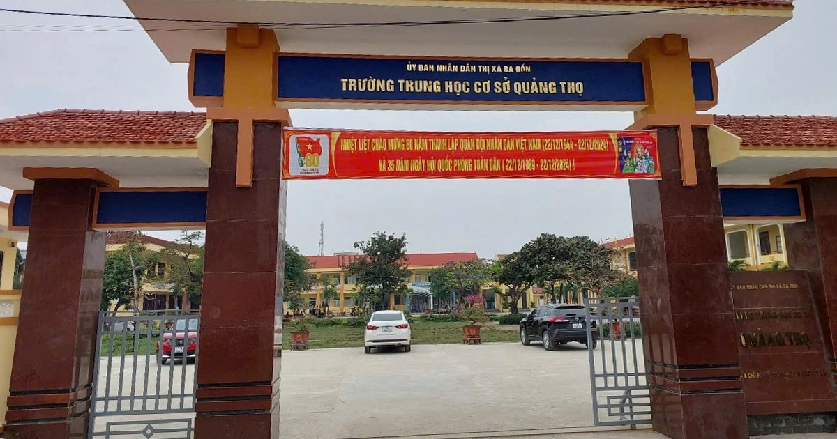 Le président du Comité populaire provincial de Quang Binh a demandé l'annulation de la décision de sanctionner un directeur d'école