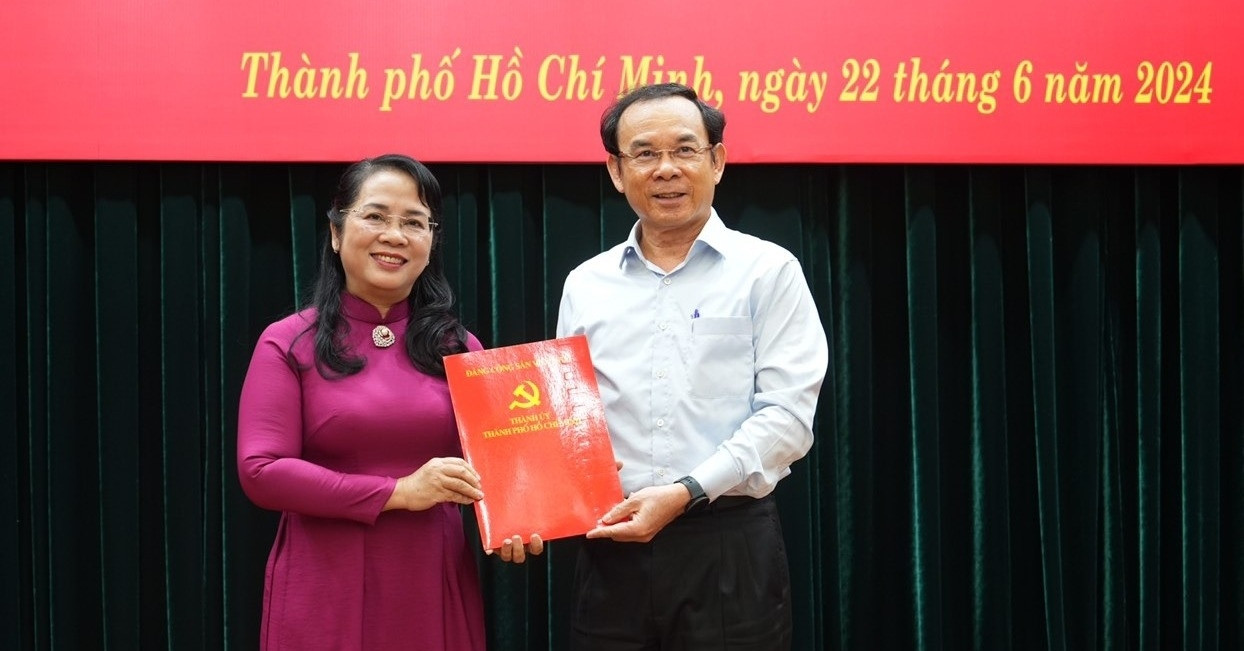 Ms. Tran Kim Yen is the Head of the Inspection Committee of the Ho Chi Minh City Party Committee.