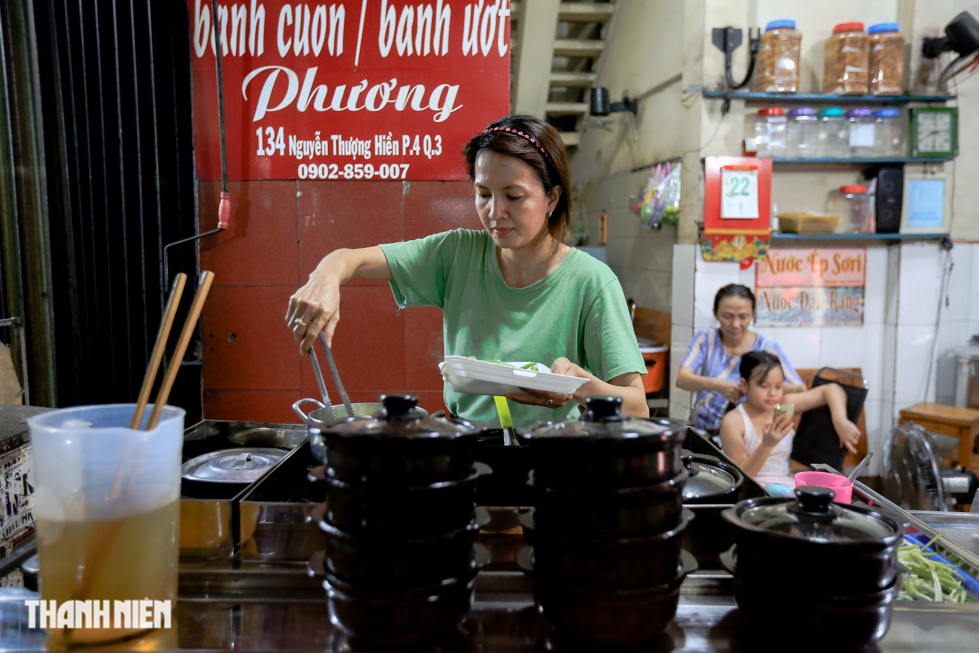 Phố ẩm thực Nguyễn Thượng Hiền đìu hiu sau 5 tháng hoạt động - Ảnh 5.