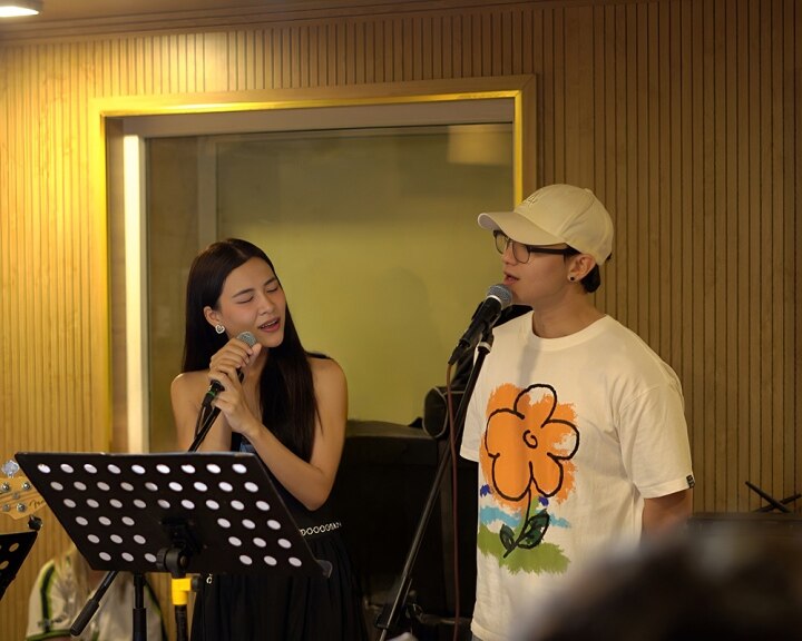 Singer Ha Nhi: 'Hoang Dung is my inspiration' - 2