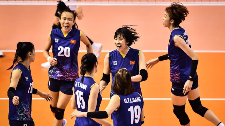 ทีมวอลเลย์บอลหญิงเวียดนามพบกับจีนในรอบรองชนะเลิศ