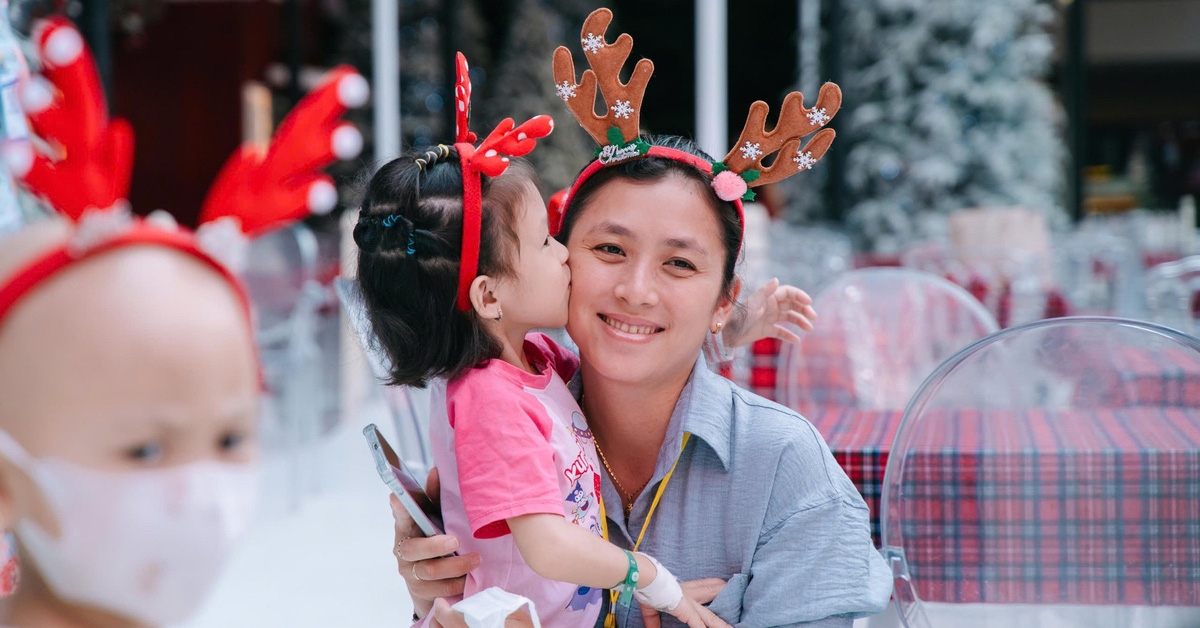 Schöner Morgen im „Weihnachtsdorf“ für Kinderpatienten im Ho-Chi-Minh-Kinderkrankenhaus